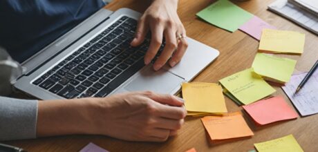 Dicas práticas para gerenciar o tempo no dia a dia empreendedor